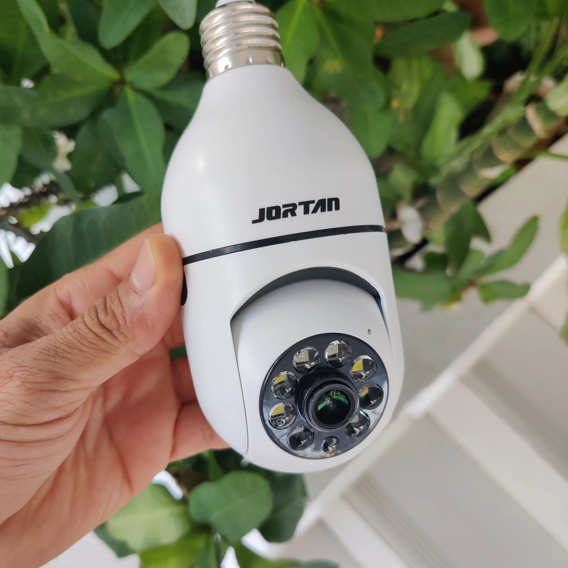 Cámara de Vigilancia 360° WiFi Full HD - ¡Protección Total para tu Casa